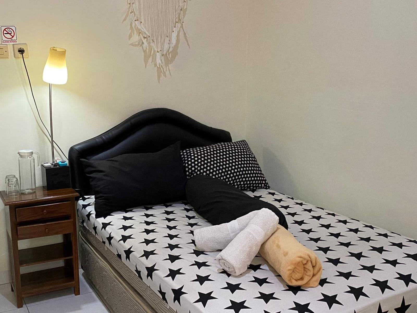 Coliving Jogja Sweet Home Kost Lengkap Di Jogjakarta Habitación foto