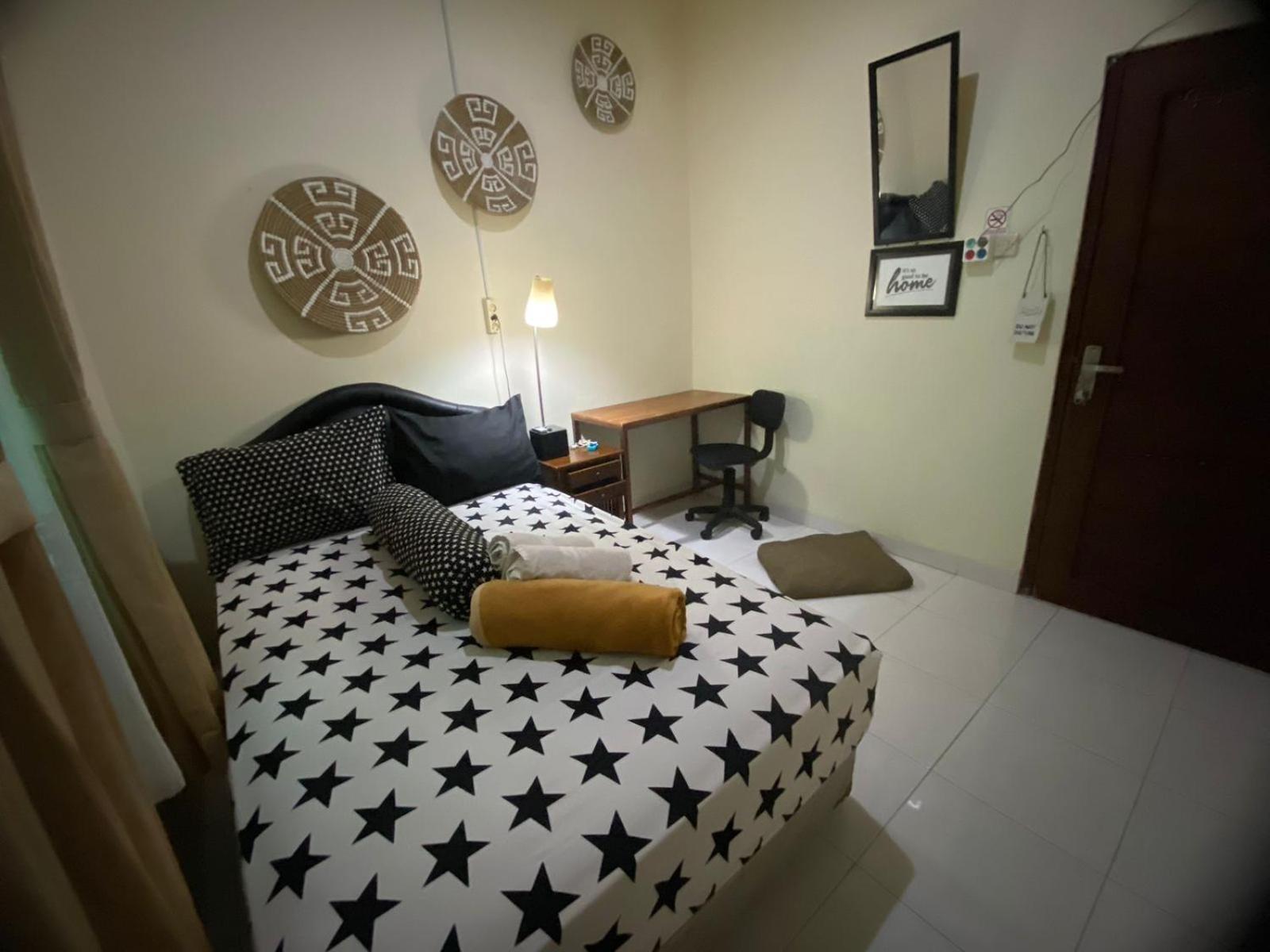 Coliving Jogja Sweet Home Kost Lengkap Di Jogjakarta Habitación foto