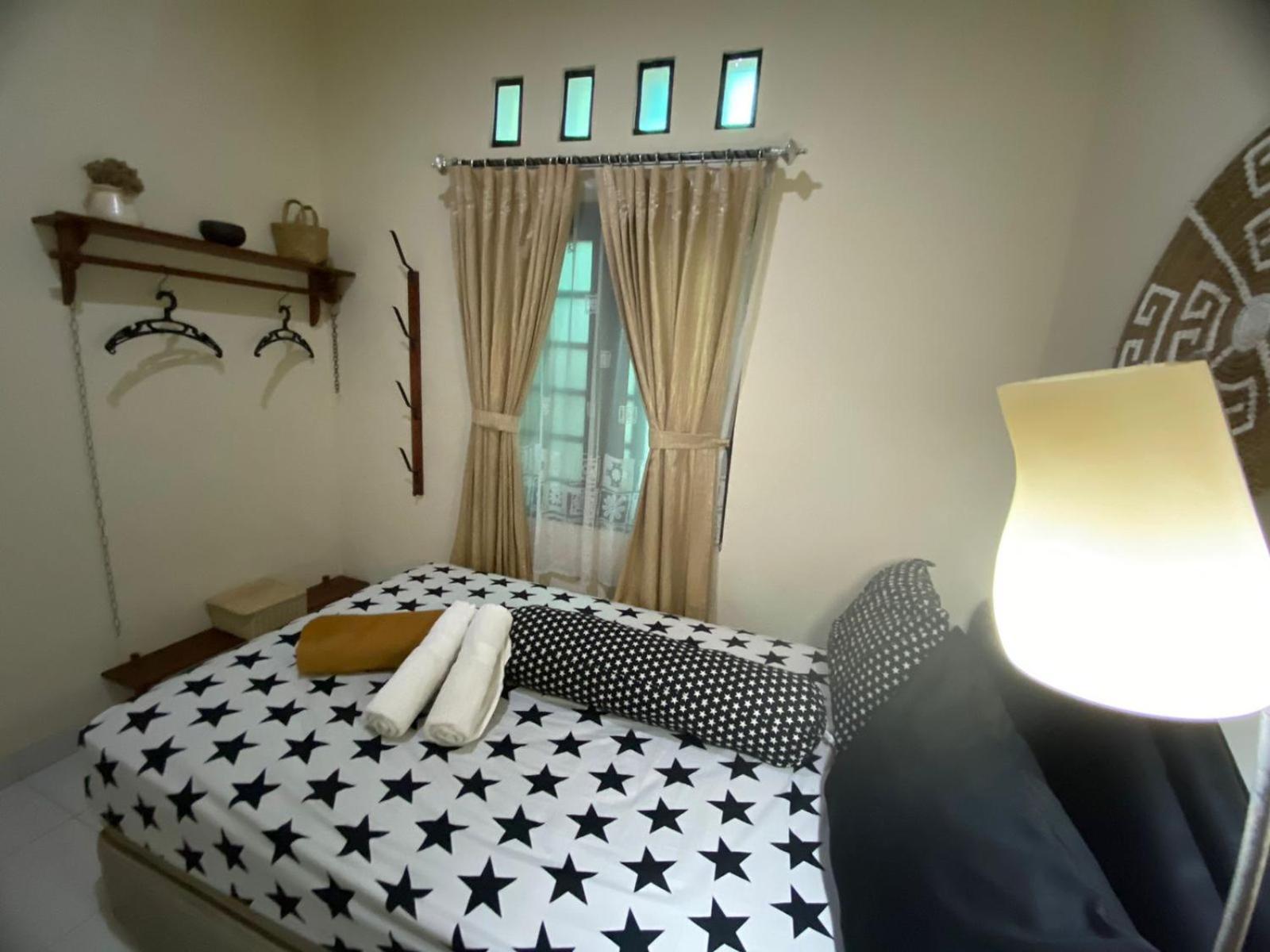 Coliving Jogja Sweet Home Kost Lengkap Di Jogjakarta Habitación foto